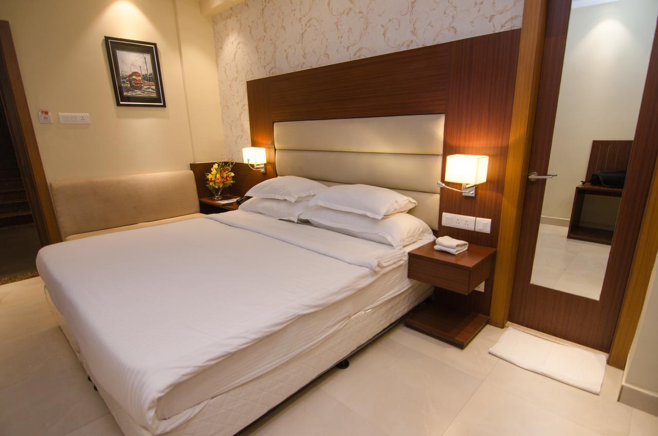 Aura Hotel Kolkata Eksteriør bilde