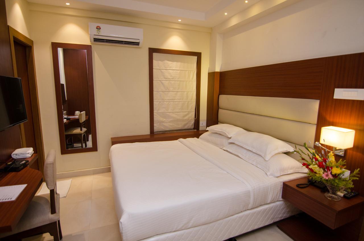 Aura Hotel Kolkata Eksteriør bilde